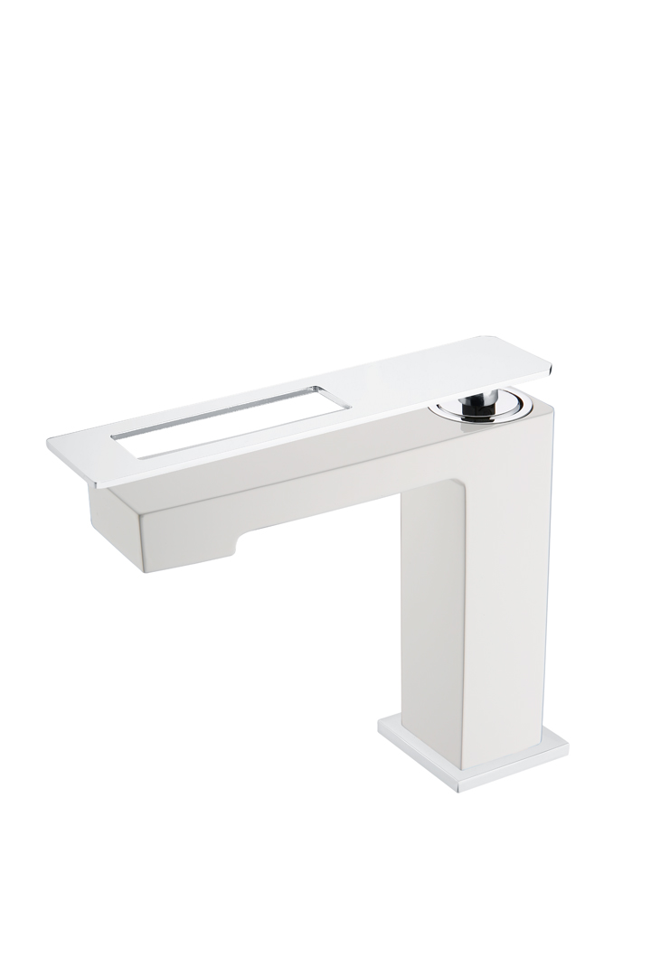 Фото Смеситель для раковины Boheme Q 141-WCR белый матовый/хром глянец