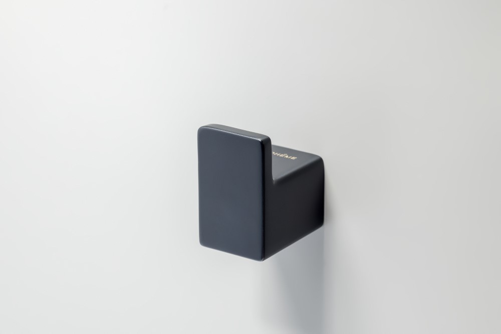 Фото Крючок для полотенец Boheme Qubic 10726-B, матовый черный