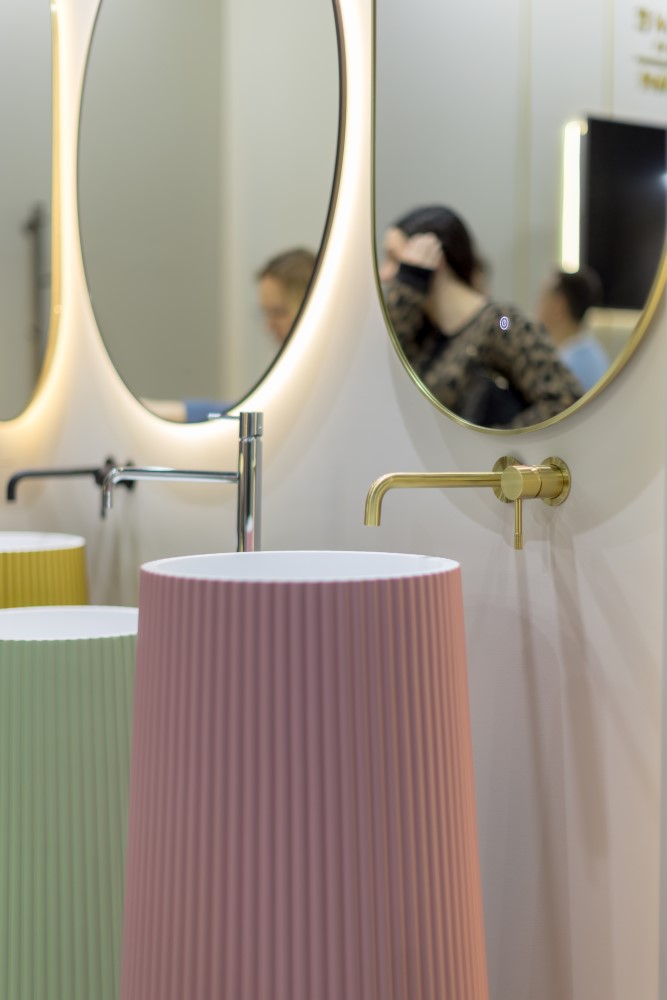 Фото Смеситель для раковины Boheme Uno 465-MG золото матовое