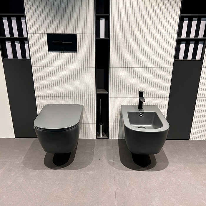 Фото Унитаз подвесной Antonio Lupi Sanitary KOMODO1C GRIGIO VESUVIO, безободковый, с сиденьем с микролифтом, серый матовый