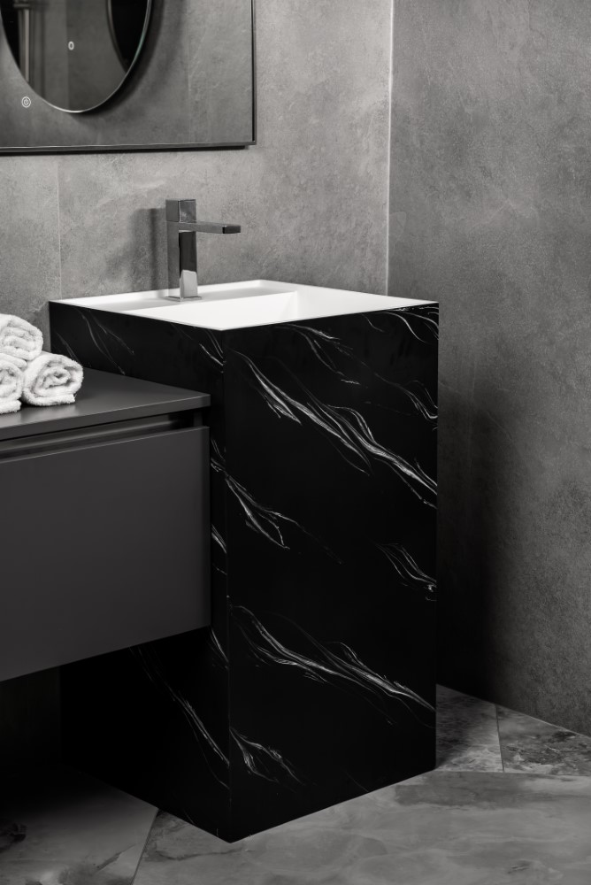 Фото Раковина Boheme Cube 802-NM напольная квадратная 48×48×85 см, Nero Marquina (белый / черный с мраморным рисунком)