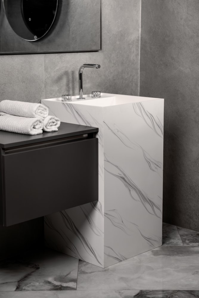Фото Раковина Boheme Cube 802-CLCT напольная квадратная 48×48×85 см, Calacatta (белый с мраморным рисунком)