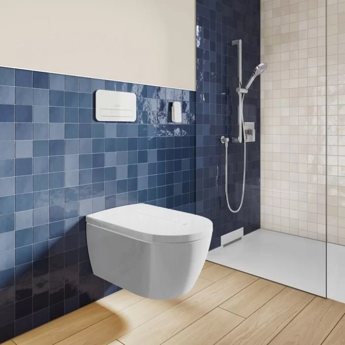 Фото Унитаз-биде подвесной Villeroy & Boch Viclean V0E100R1, с сиденьем с микролифтом, белый глянцевый