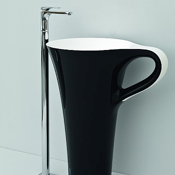 Фото Раковина Artceram CUP OSL004 01 50  напольная 70 см, цвет черно-белый