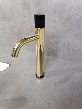 Фото Смеситель для раковины Boheme Stick 122-GB золото глянец/черный глянец